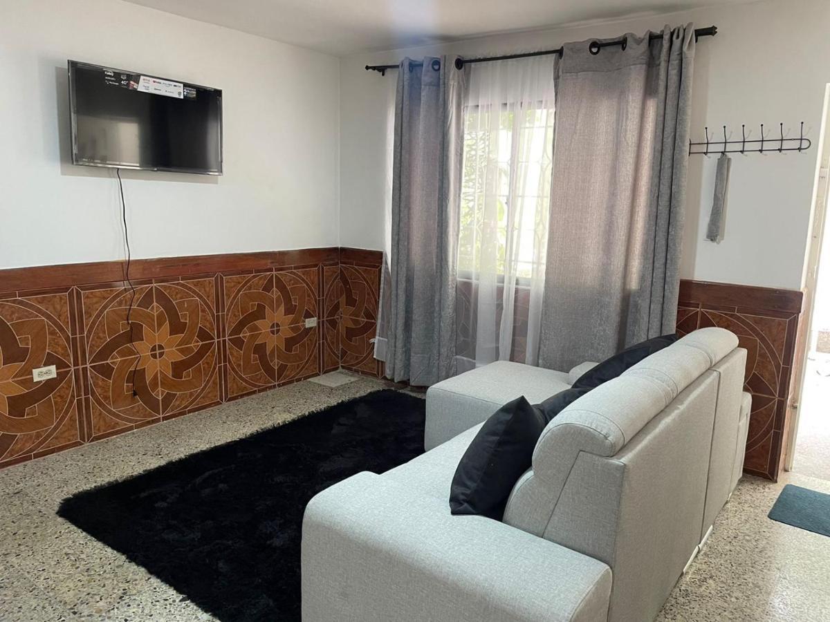 Casa Al Frente Del Pueblito Paisa Διαμέρισμα Μεντεγίν Εξωτερικό φωτογραφία